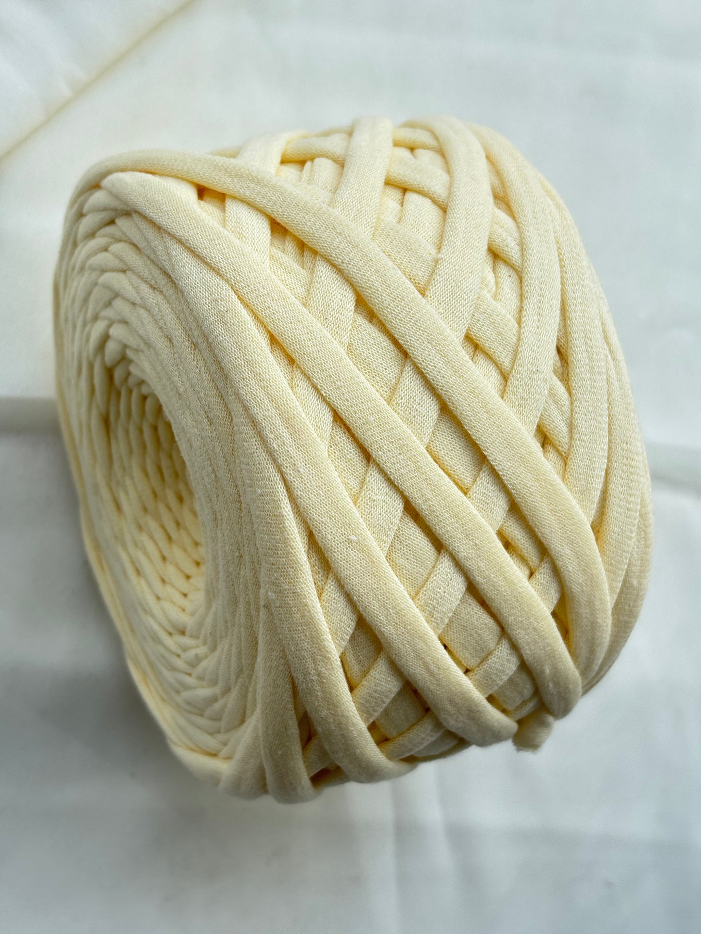 T-Shirt Yarn (200g) - Cream