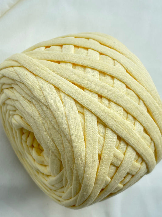 T-Shirt Yarn (200g) - Light Yellow